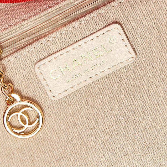 Chanel Small Tote Bag - Image 7
