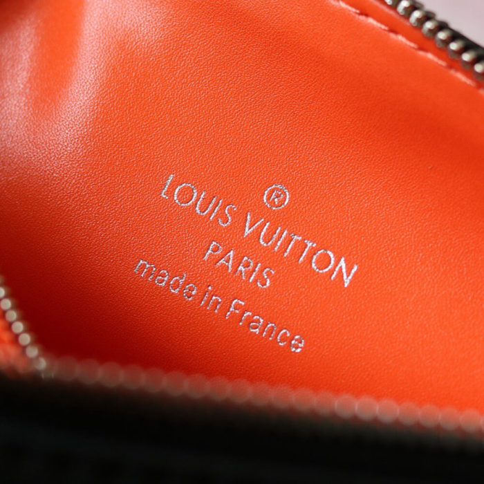 LV Coussin BB - Image 7