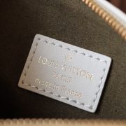 LV Coussin BB - Image 7