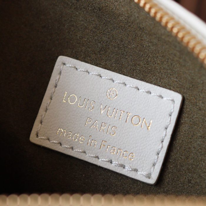 LV Coussin BB - Image 7