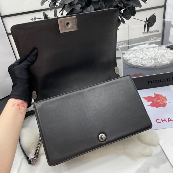 LARGE BOY CHANEL HANDBAG - Image 7