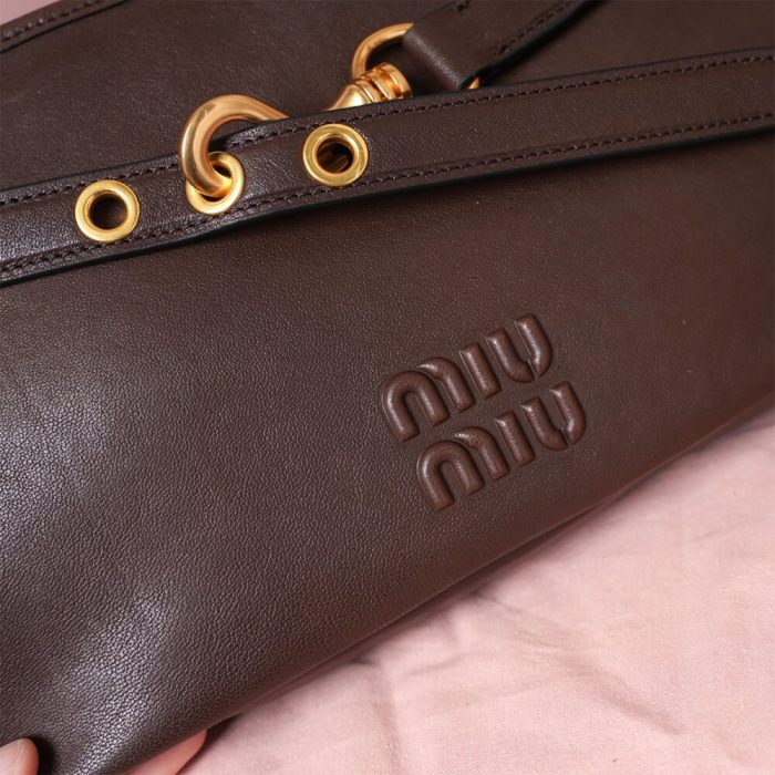 MIUMIU Regular Aventure nappa leather bag(HIGH-END GRADE) - Image 7