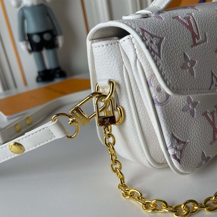 LV POCHETTE M??TIS EAST WEST - Image 7