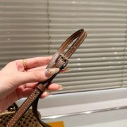 LV Vanity Chain Pouch(high-end grade) - Image 7