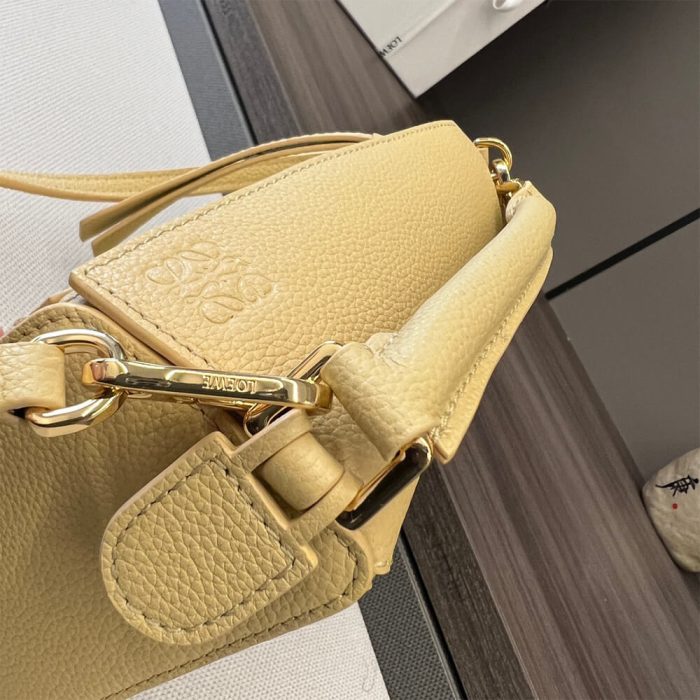 LOEWE Mini Puzzle bag - Image 7