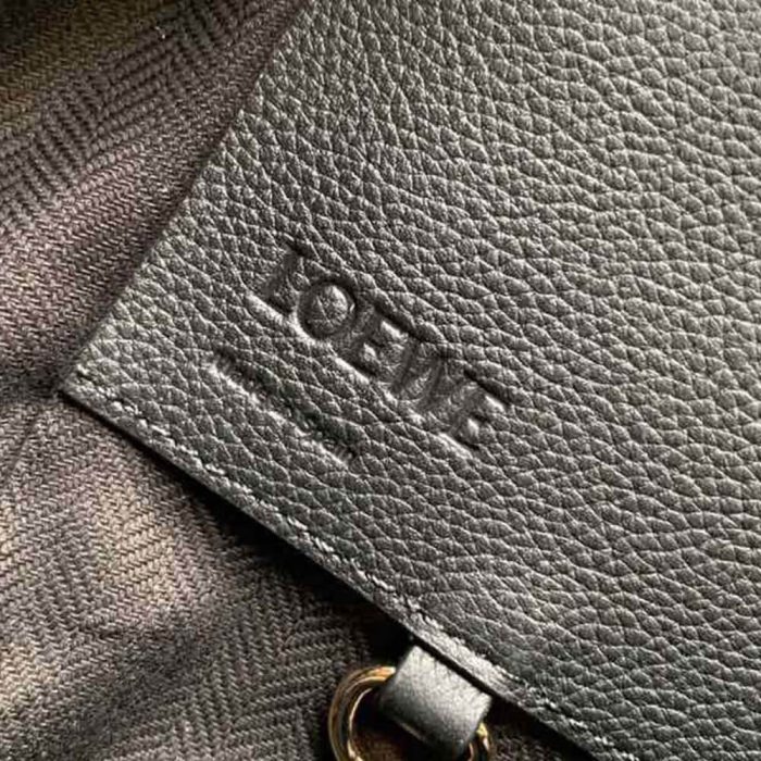 LOEWE Small Hammock bag in soft grained calfskin - Image 7
