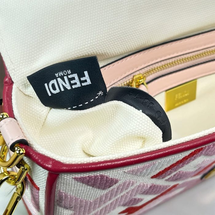 Fendi Baguette - Image 7