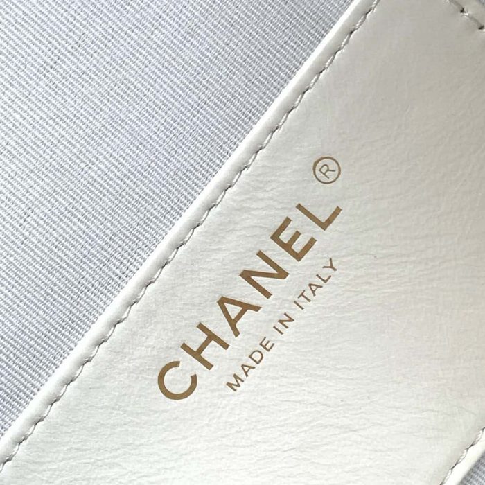 CHANEL 25C LARGE HOBO SUEDE(high-end grade) - Image 7