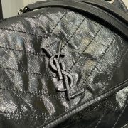 SAINT LAURENT NIKI MEDIUM IN CRINKLED VINTAGE LEATHER - Image 7
