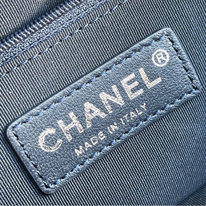 CHANEL'S GABRIELLE SMALL HOBO BAG - Image 7