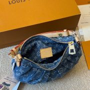 LV Pochette Valley - Image 8