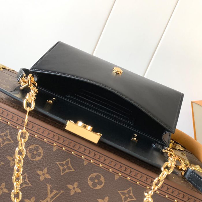 LV Wallet On Chain Capucines - Image 8