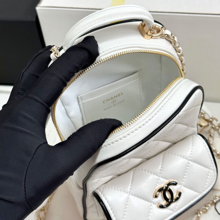 CHANEL Mini Backpack(high-end grade) - Image 8