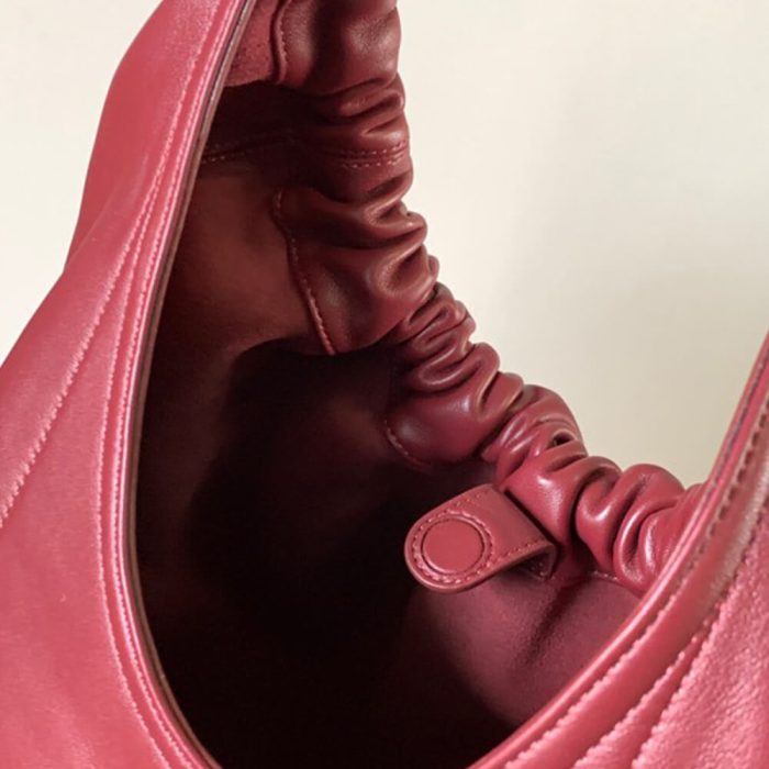 Loewe Medium Squeeze bag in nappa lambskin - Image 8