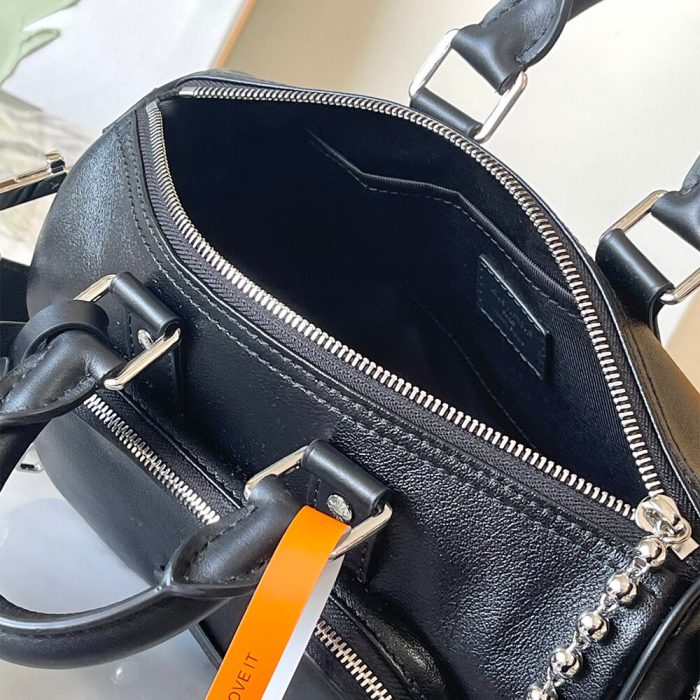 LV Keepall Cargo Bandouliere 25 - Image 8