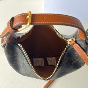 Teen Celine Lulu IN TRIOMPHE CANVAS AND CALFSKIN - Image 8