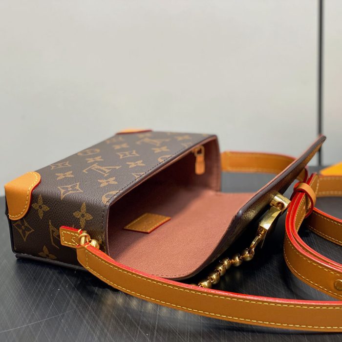 LV Steamer Wearable Wallet - Image 8