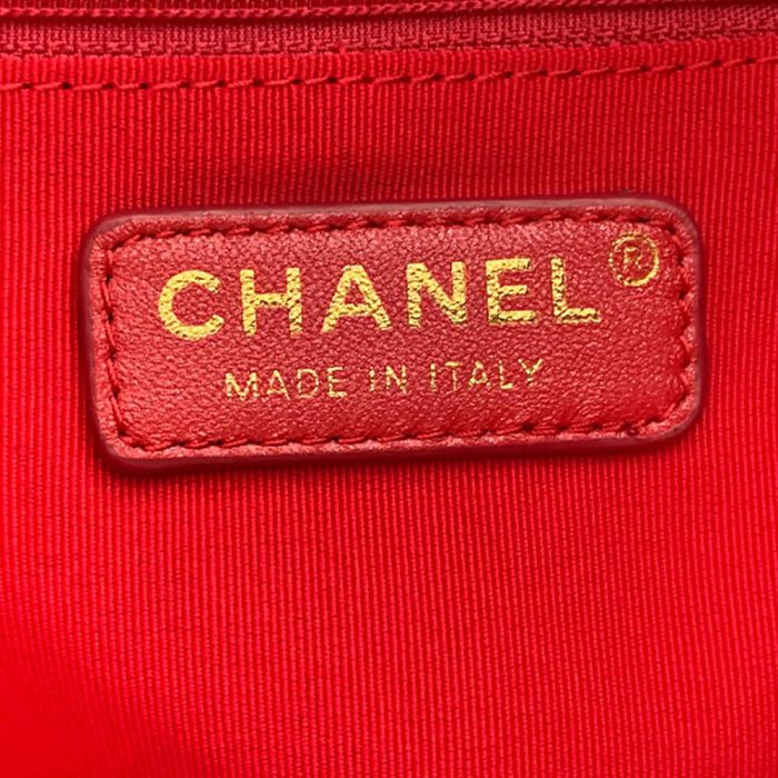 CHANEL HOBO HANDBAG - Image 8