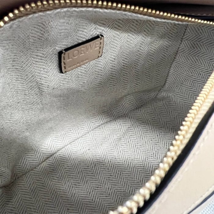 LOEWE Mini Puzzle bag - Image 8