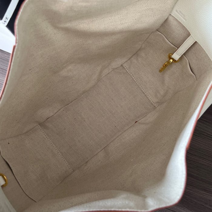LOEWE Small Hammock bag in soft grained calfskin - Image 8