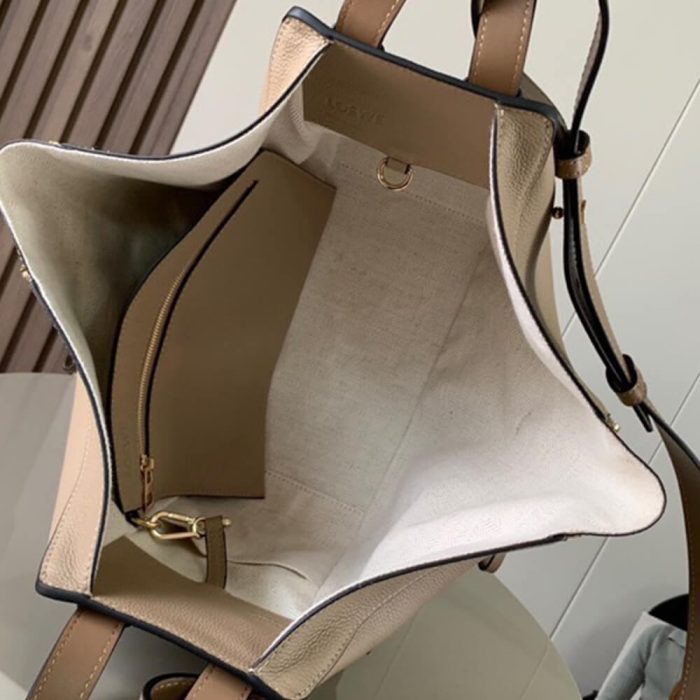 LOEWE Small Hammock bag in soft grained calfskin - Image 8