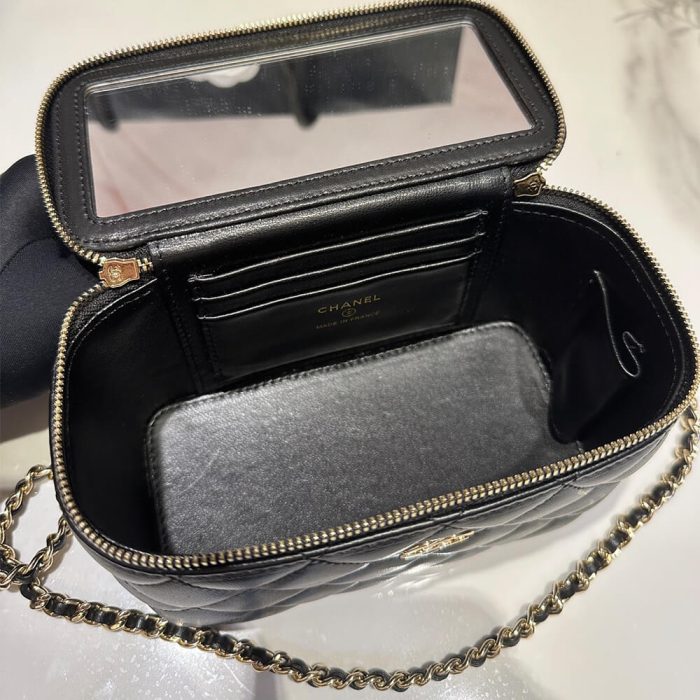 CHANEL Long Vanity with chain - Image 8