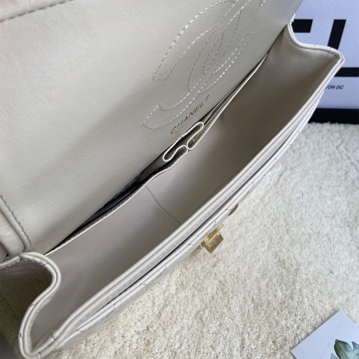 CHANEL LARGE 2.55 HANDBAG - Image 8
