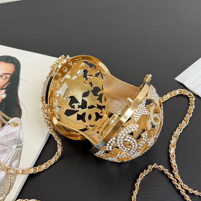 CHANEL Sphere Minaudiere(HIGH-END GRADE) - Image 8