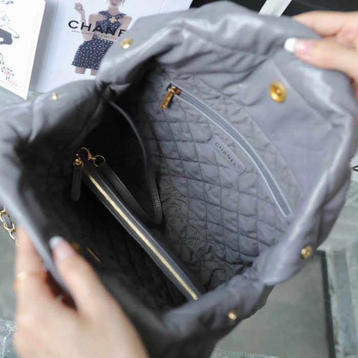 CHANEL 22 SMALL HANDBAG(high-end grade) - Image 8