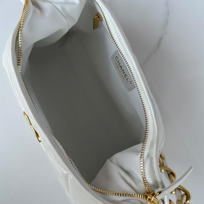 CHANEL HOBO BAG(HIGH-END GRADE) - Image 8