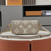 LV  Wallet On Chain Ivy - Image 4