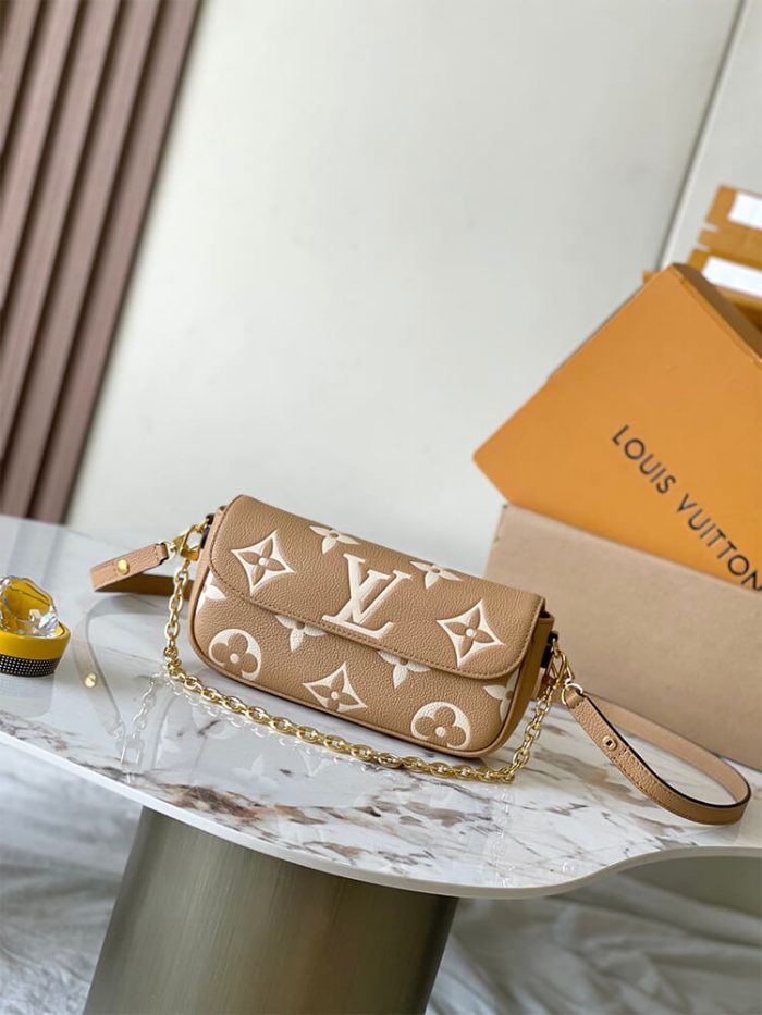 LV  Wallet On Chain Ivy - Image 2