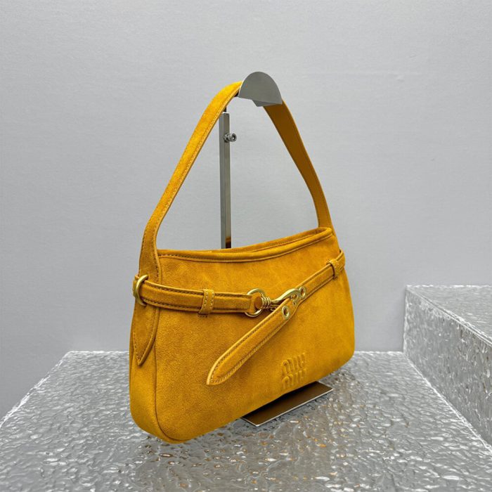 MIUMIU Regular Aventure suede bag(HIGH-END GRADE) - Image 3
