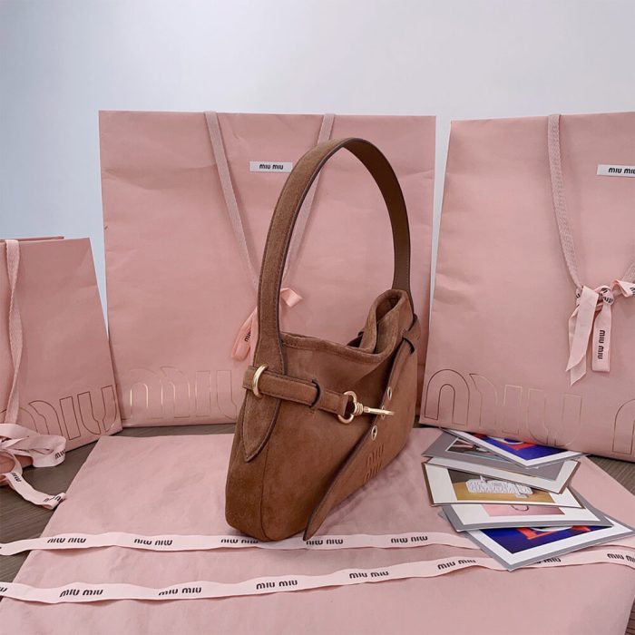 MIUMIU Regular Aventure suede bag(HIGH-END GRADE) - Image 3