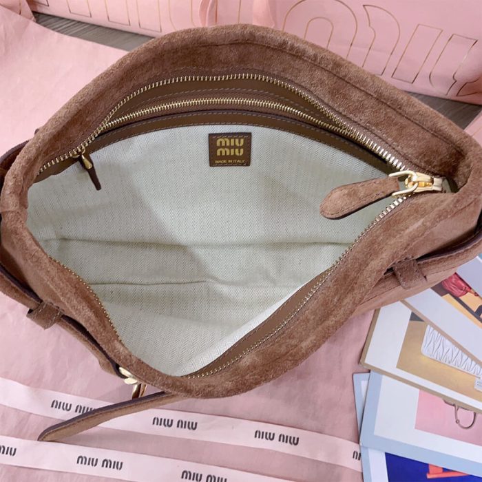 MIUMIU Regular Aventure suede bag(HIGH-END GRADE) - Image 8