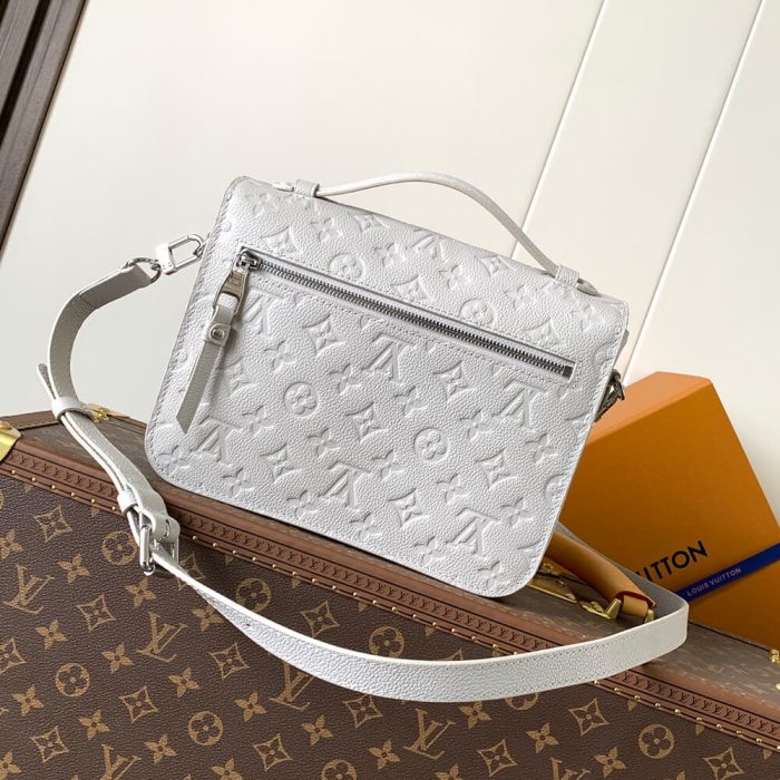 LV Pochette M??tis Bag - Image 4