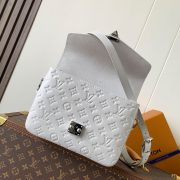 LV Pochette M??tis Bag - Image 7