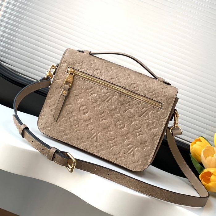 LV Pochette M??tis Bag - Image 4
