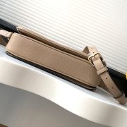 LV Pochette M??tis Bag - Image 5
