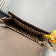 LV Pochette M??tis Bag - Image 9