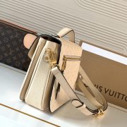 LV Pochette M??tis Bag - Image 3