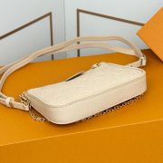 LV Easy Pouch - Image 5